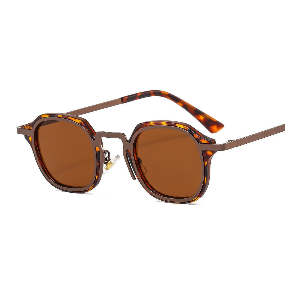 Punk Metal Frame Sunglasses – Retro Square PC Hybrid Shades for Men & Women