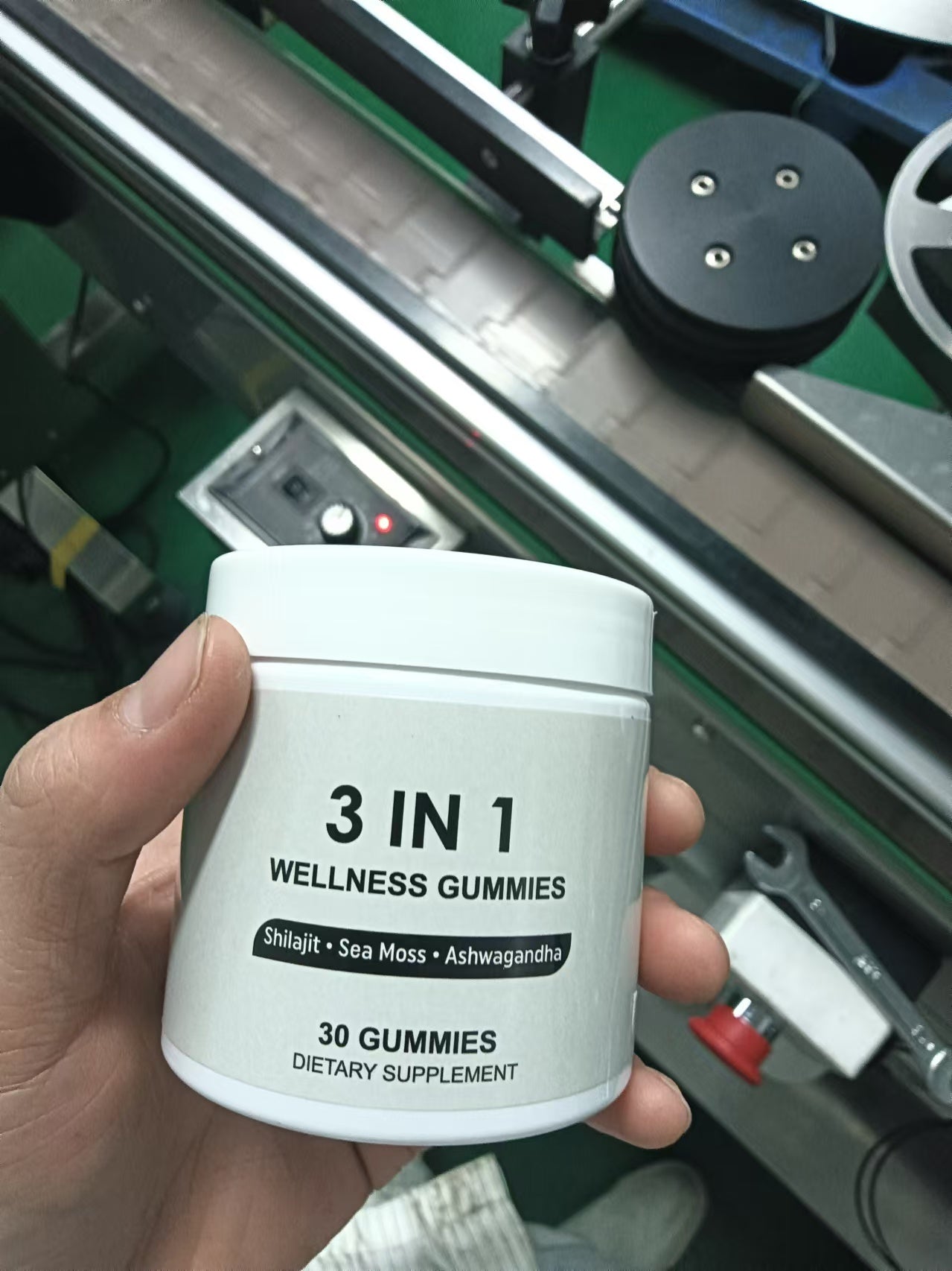 3-in-1 Wellness Gummies with Shilajit, Sea Moss & Ashwagandha – Manuka Honey Blend